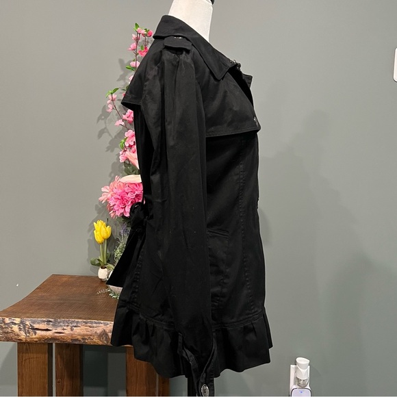 Light Button Up Jacket - Picture 6 of 12